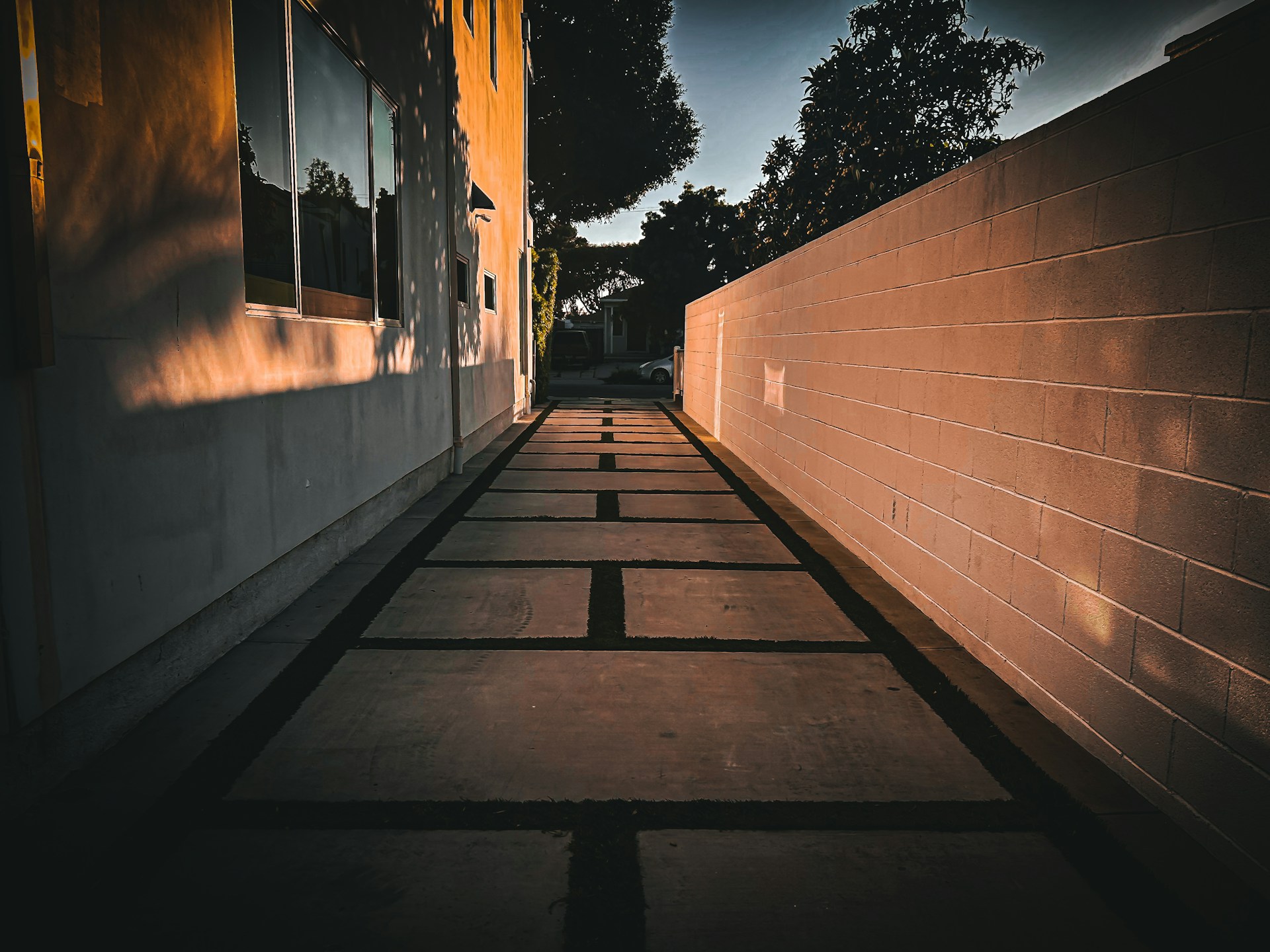 Walkway concrete installation in Frisco